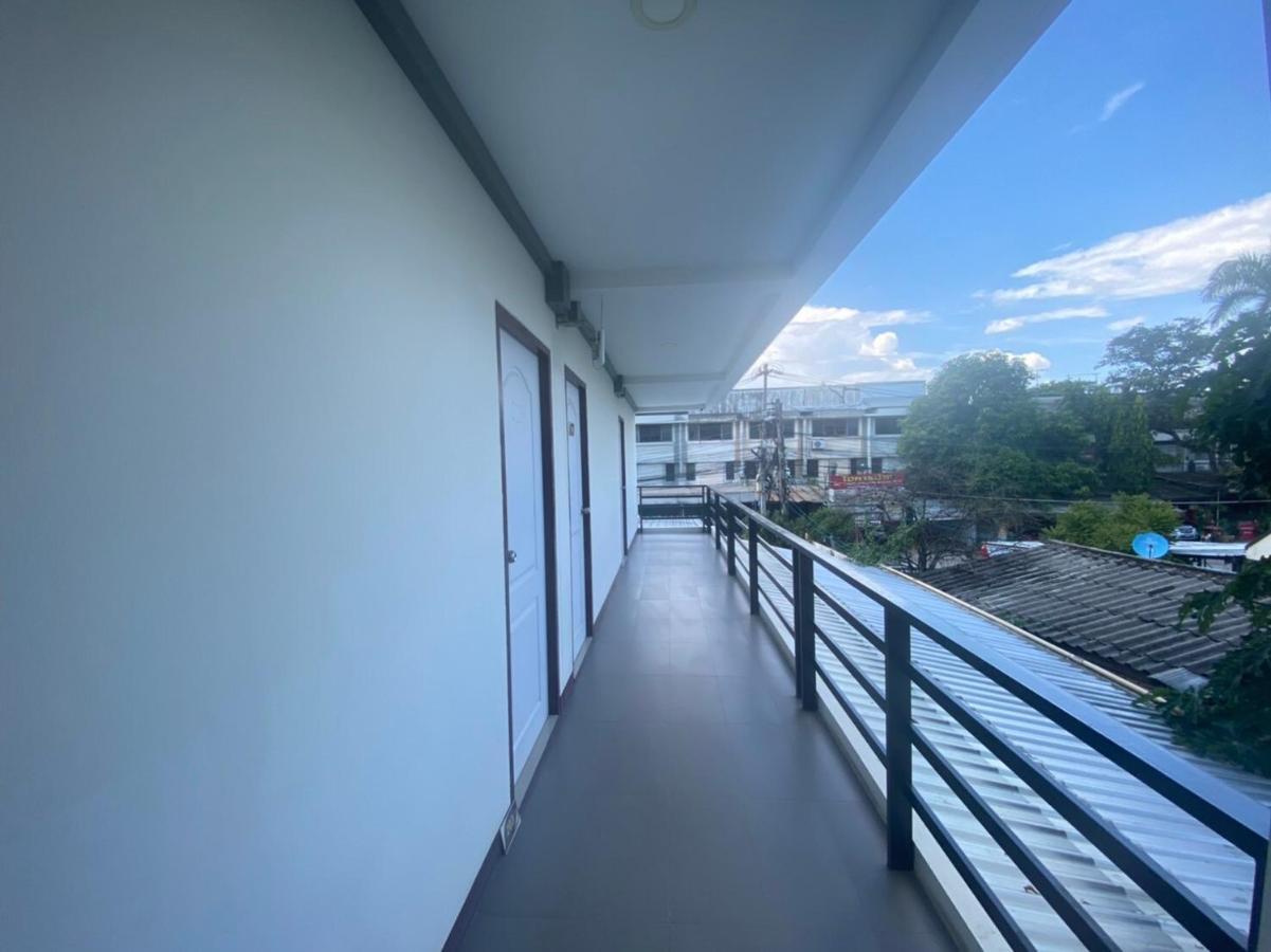 Oyo 1135 Triple A Residence Chiang Mai Bagian luar foto