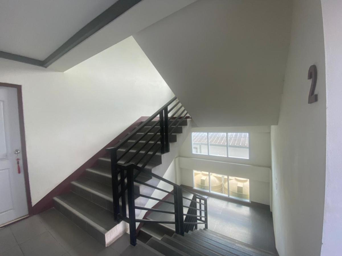 Oyo 1135 Triple A Residence Chiang Mai Bagian luar foto